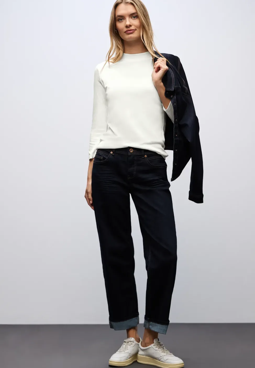 Basic Turtleneck Shirt