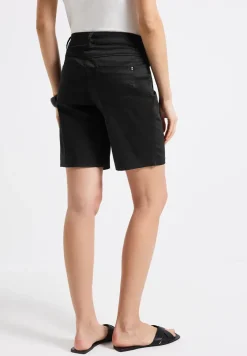 Bermuda en satin