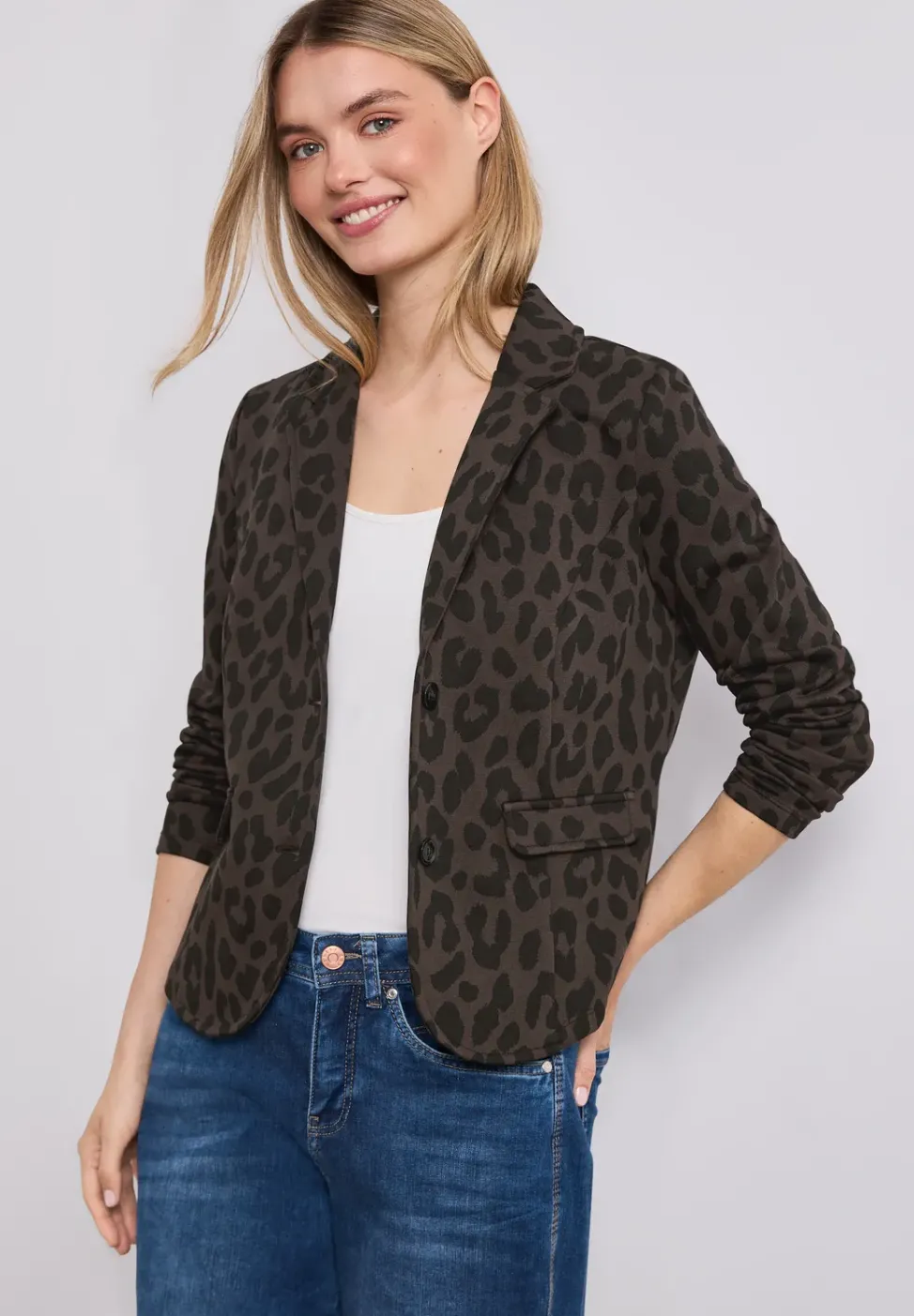 Blazer avec col à revers et motif léopard