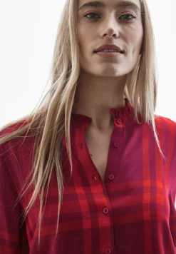 Blouse à carreaux avec volants