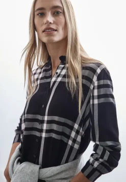 Blouse à carreaux avec volants