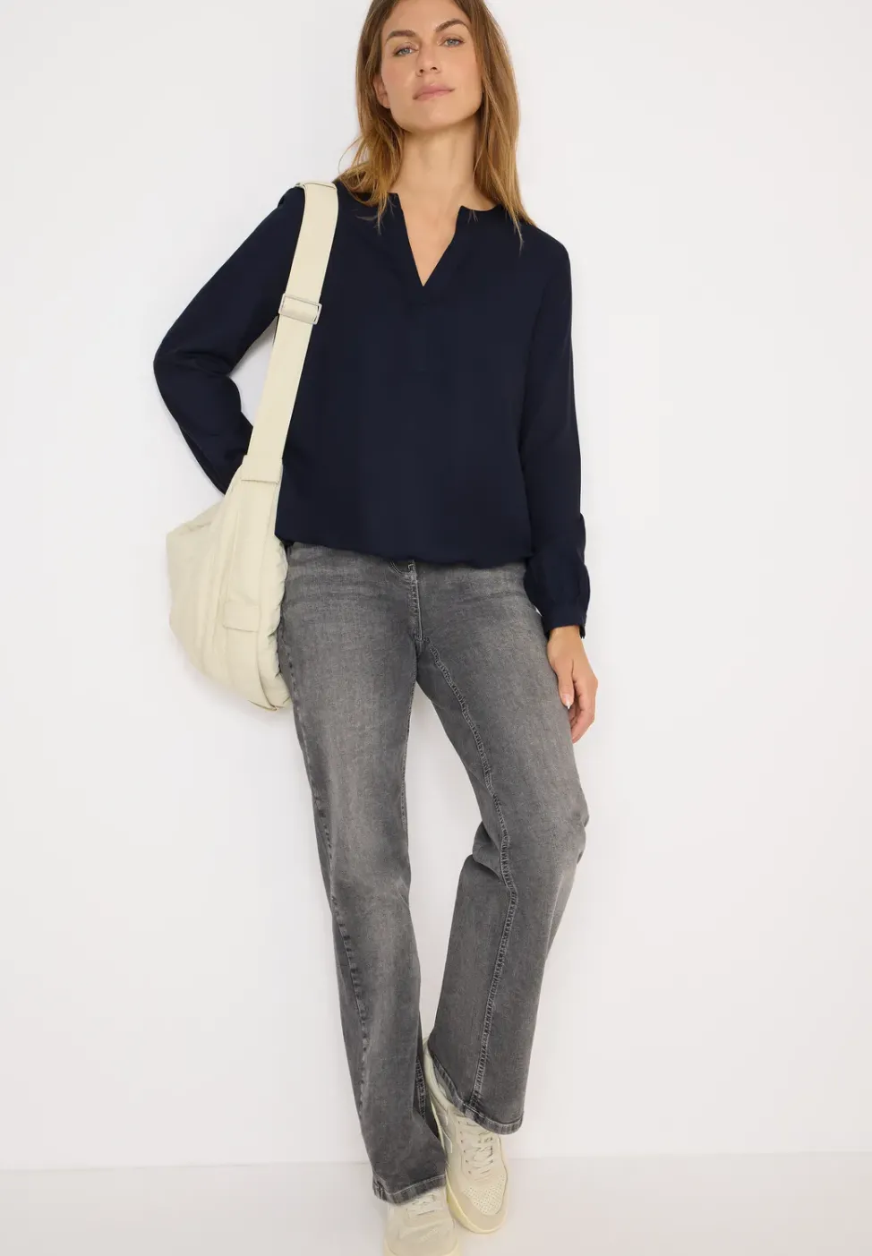 Blouse à col fendu