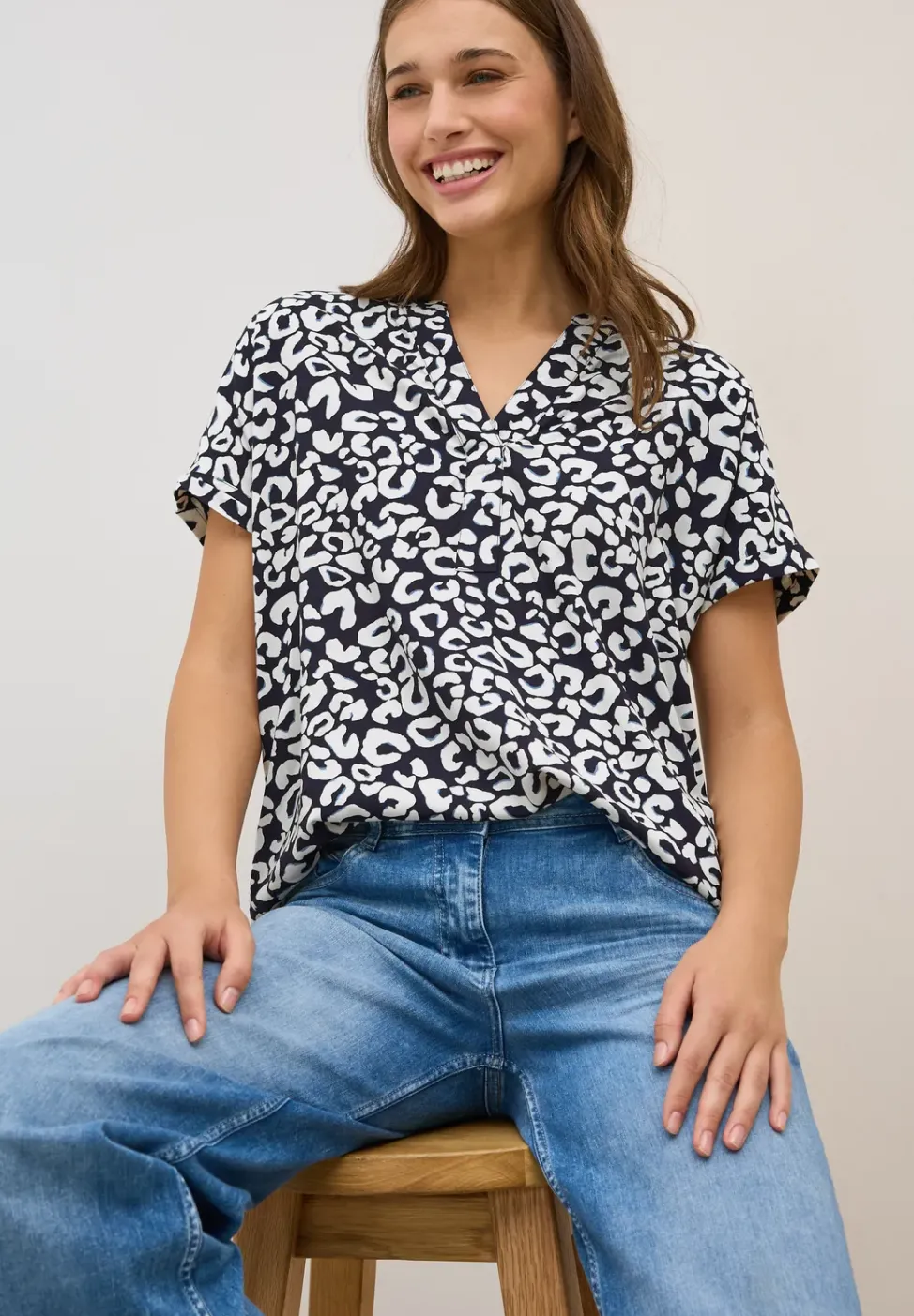 Blouse à col fendu à motifs