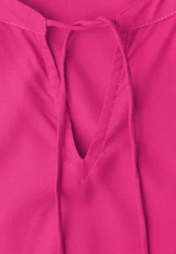 Blouse à col fendu avec détail smocké