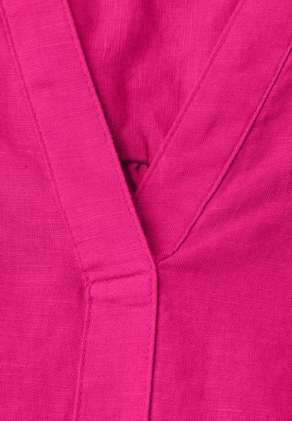 Blouse à col fendu en lin mélangé