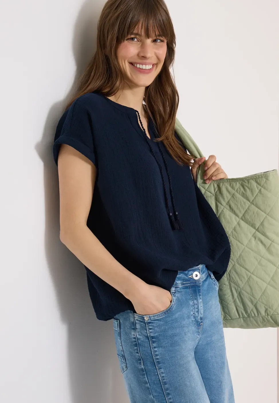 Blouse à col fendu en mousseline de soie