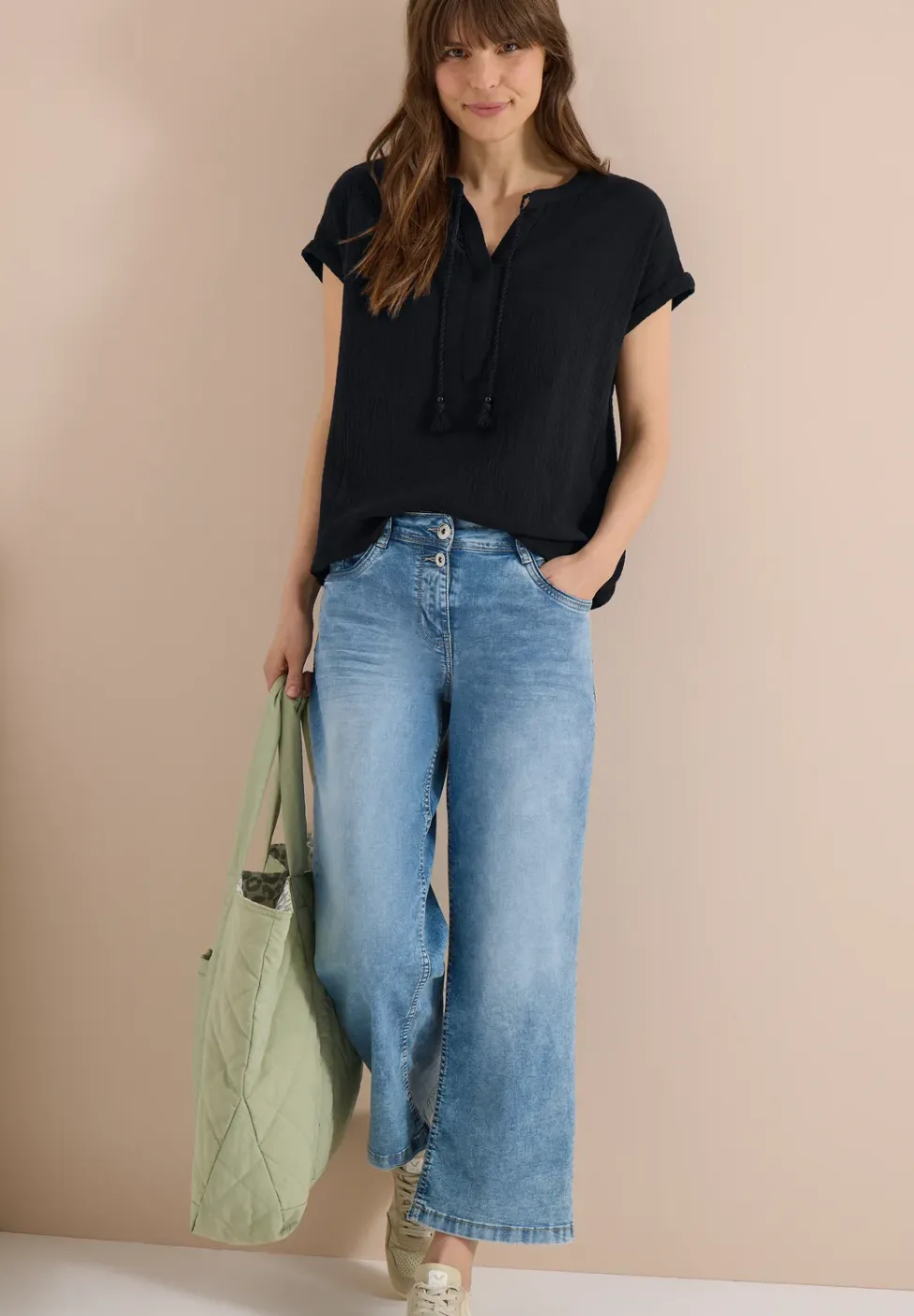 Blouse à col fendu en mousseline de soie