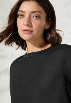Blouse à col rond