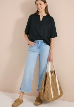 Blouse à manches 3/4 avec col fendu