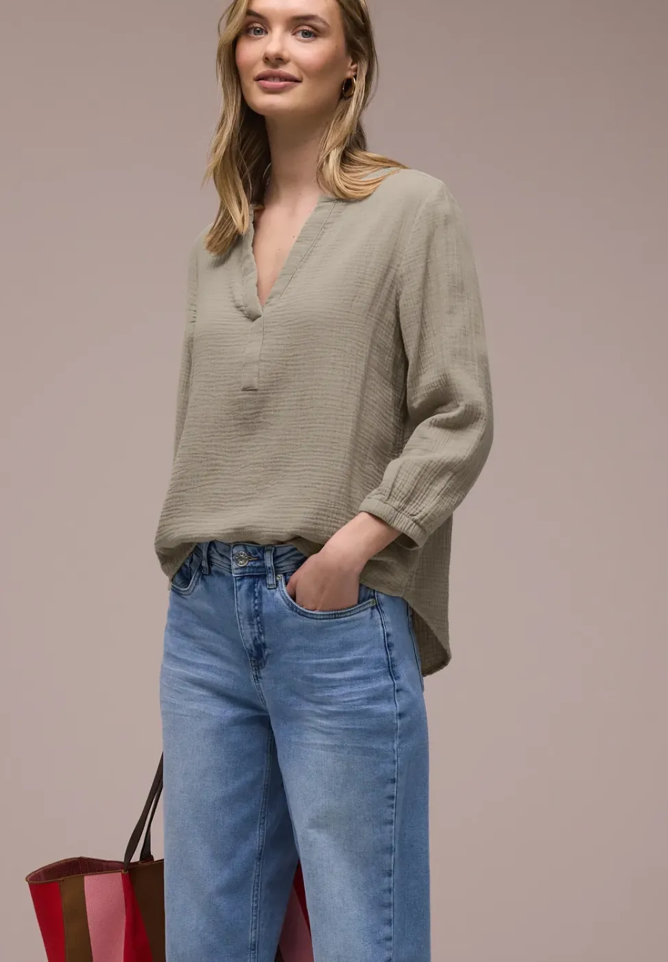 Blouse à manches 3/4 en qualité mousseline