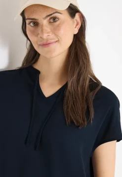 Blouse à manches courtes avec mélange de structures