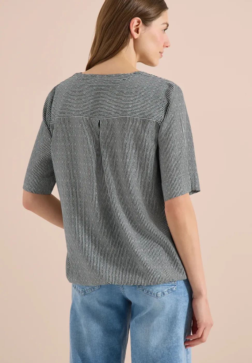 Blouse à manches courtes avec col fendu et rayures