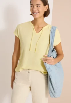 Blouse à manches courtes avec mélange de structures