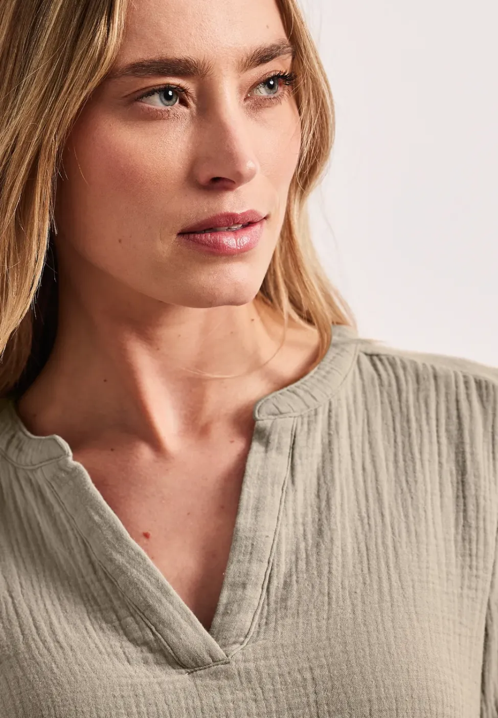 Blouse à manches courtes en qualité mousseline