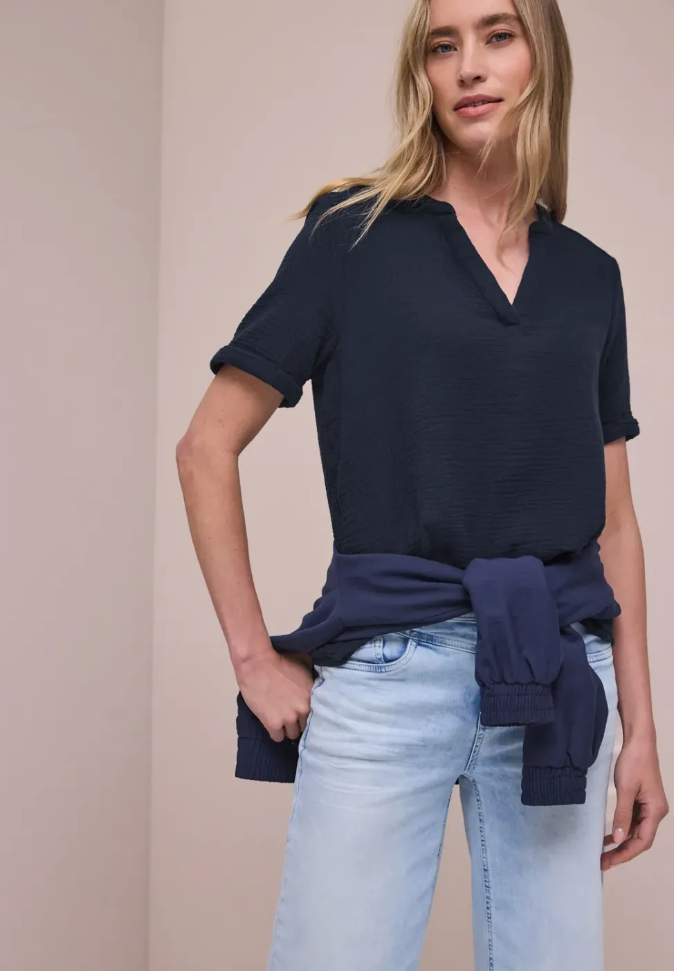 Blouse à manches courtes en qualité mousseline