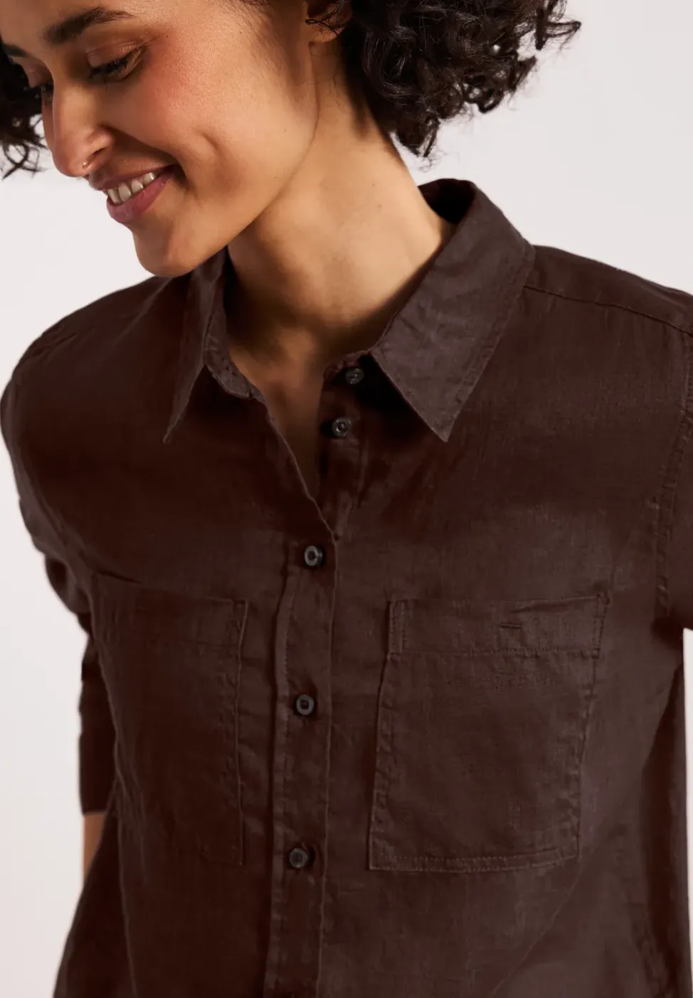 Blouse à manches longues avec poches sur la poitrine