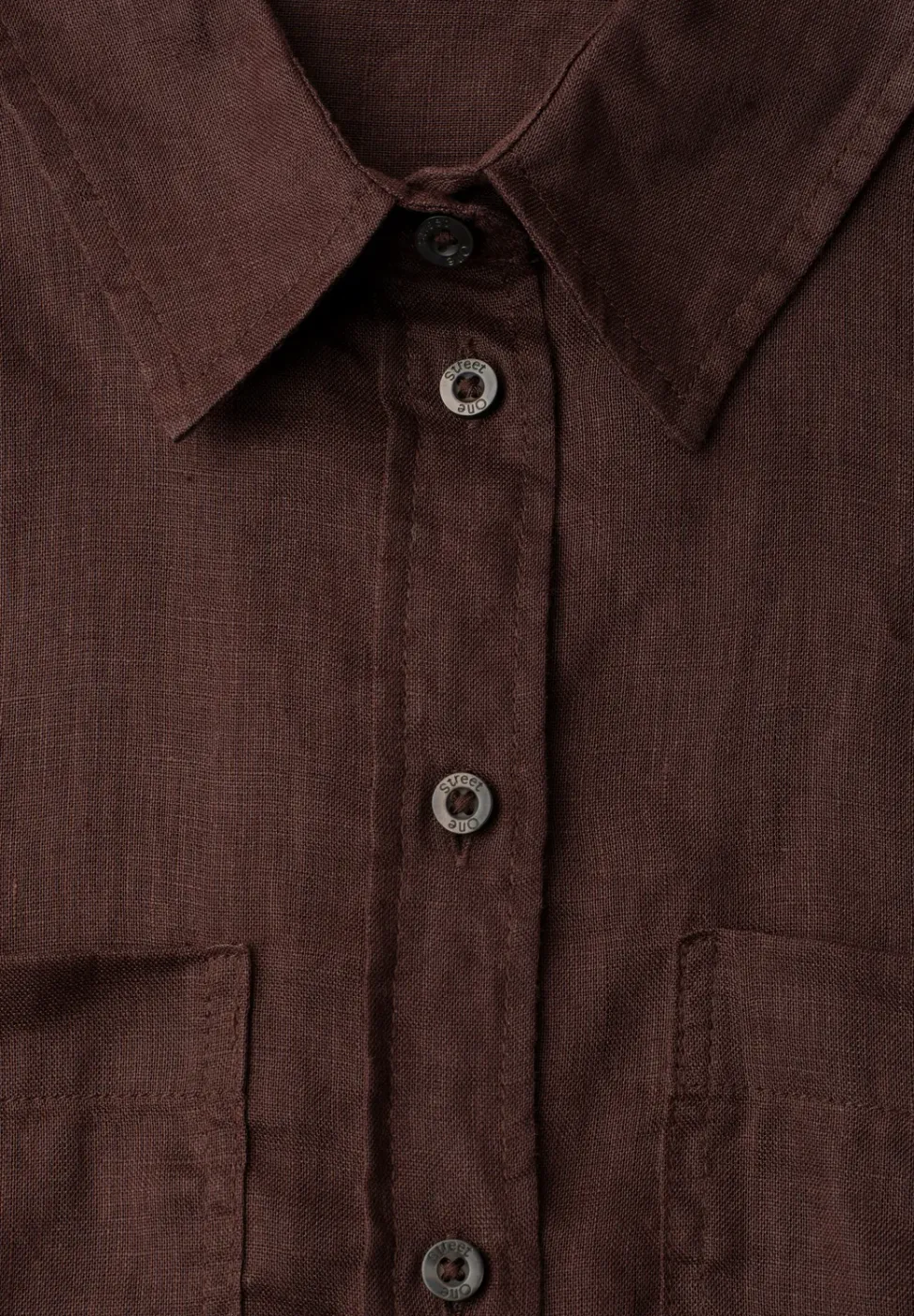 Blouse à manches longues avec poches sur la poitrine