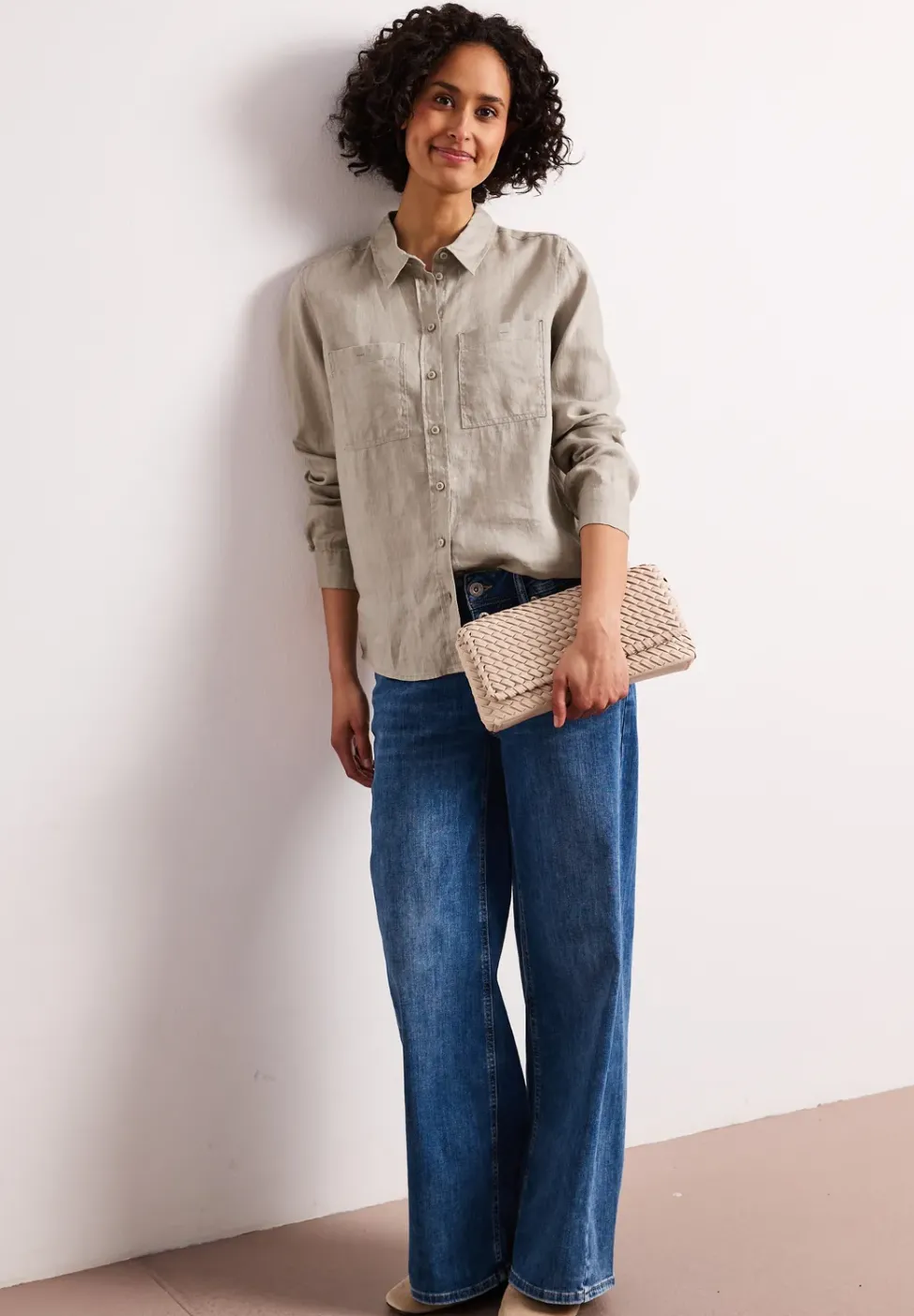 Blouse à manches longues avec poches sur la poitrine