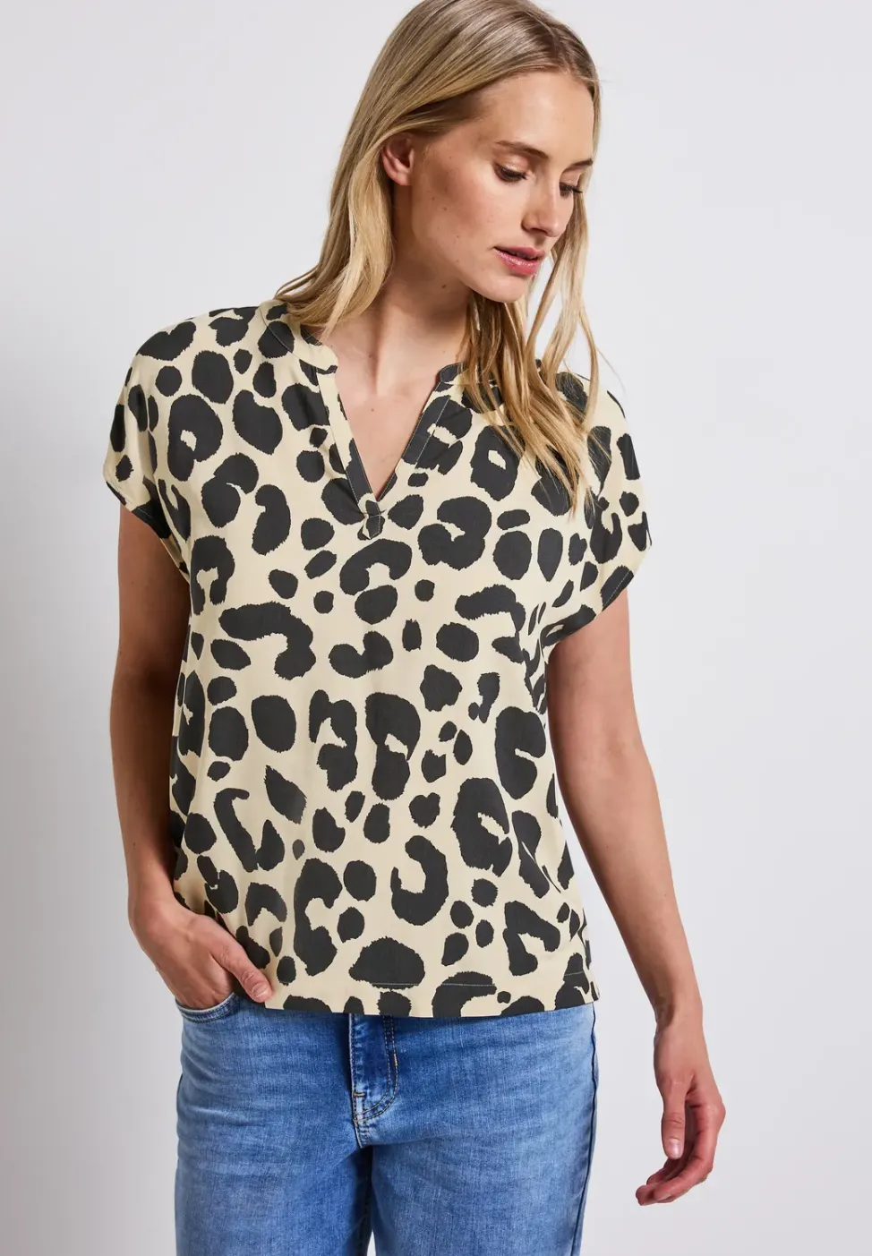 Blouse à motif léopard