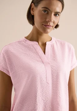 Blouse à épaules tombantes en seersucker