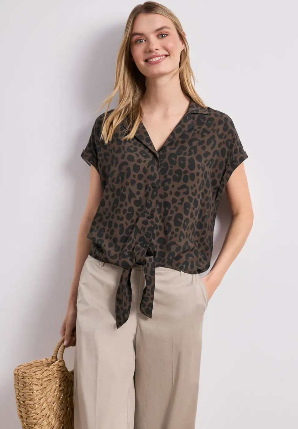 Blouse à épaules tombantes avec col bowling