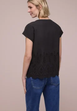 Blouse avec broderie anglaise