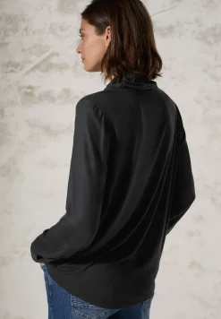 Blouse avec col châle