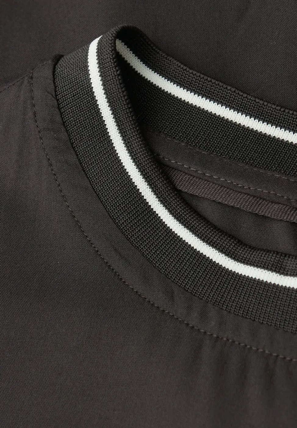 Blouse avec détails de bande