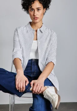 Blouse d'affaires rayée