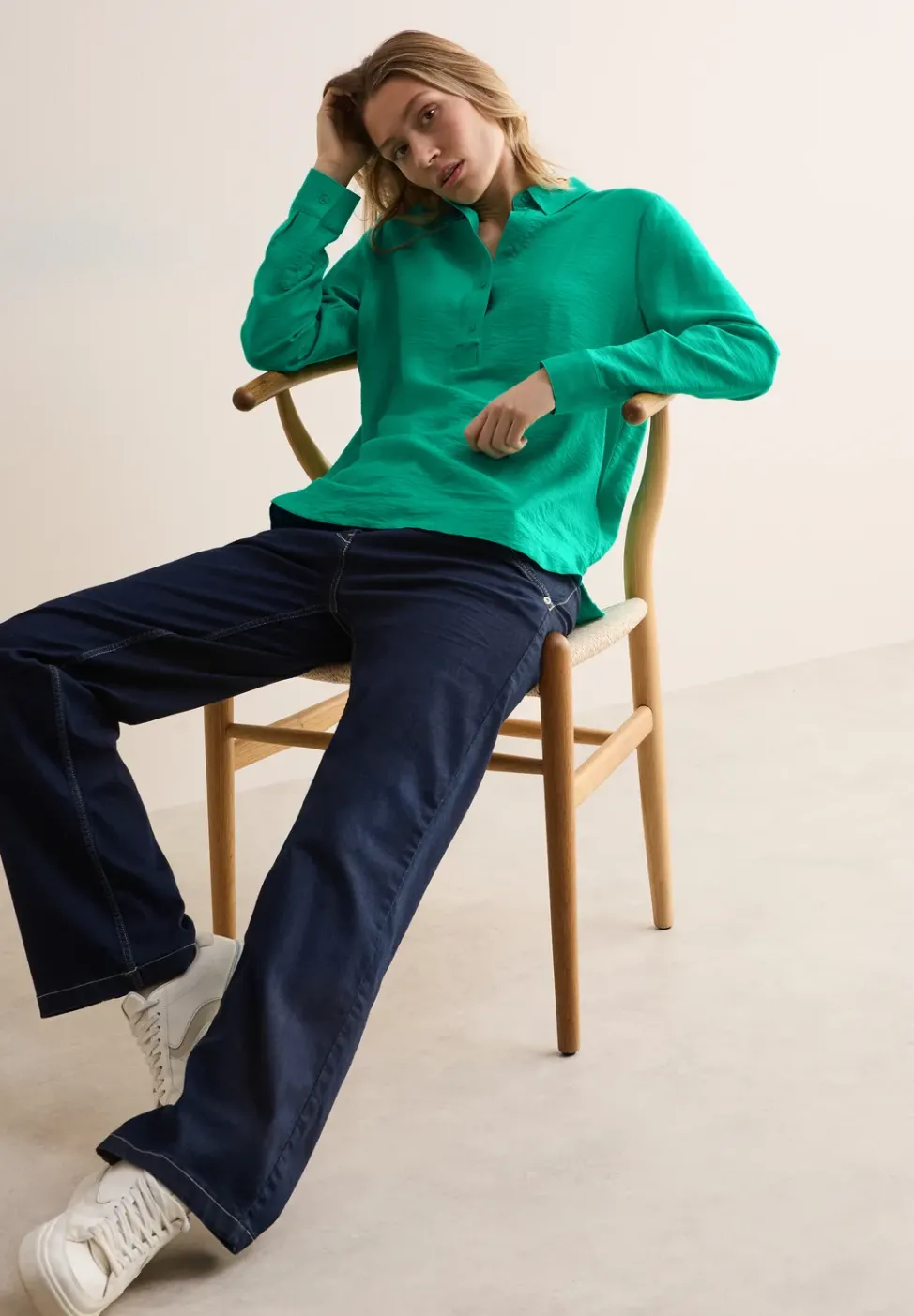 Blouse en couleur unie