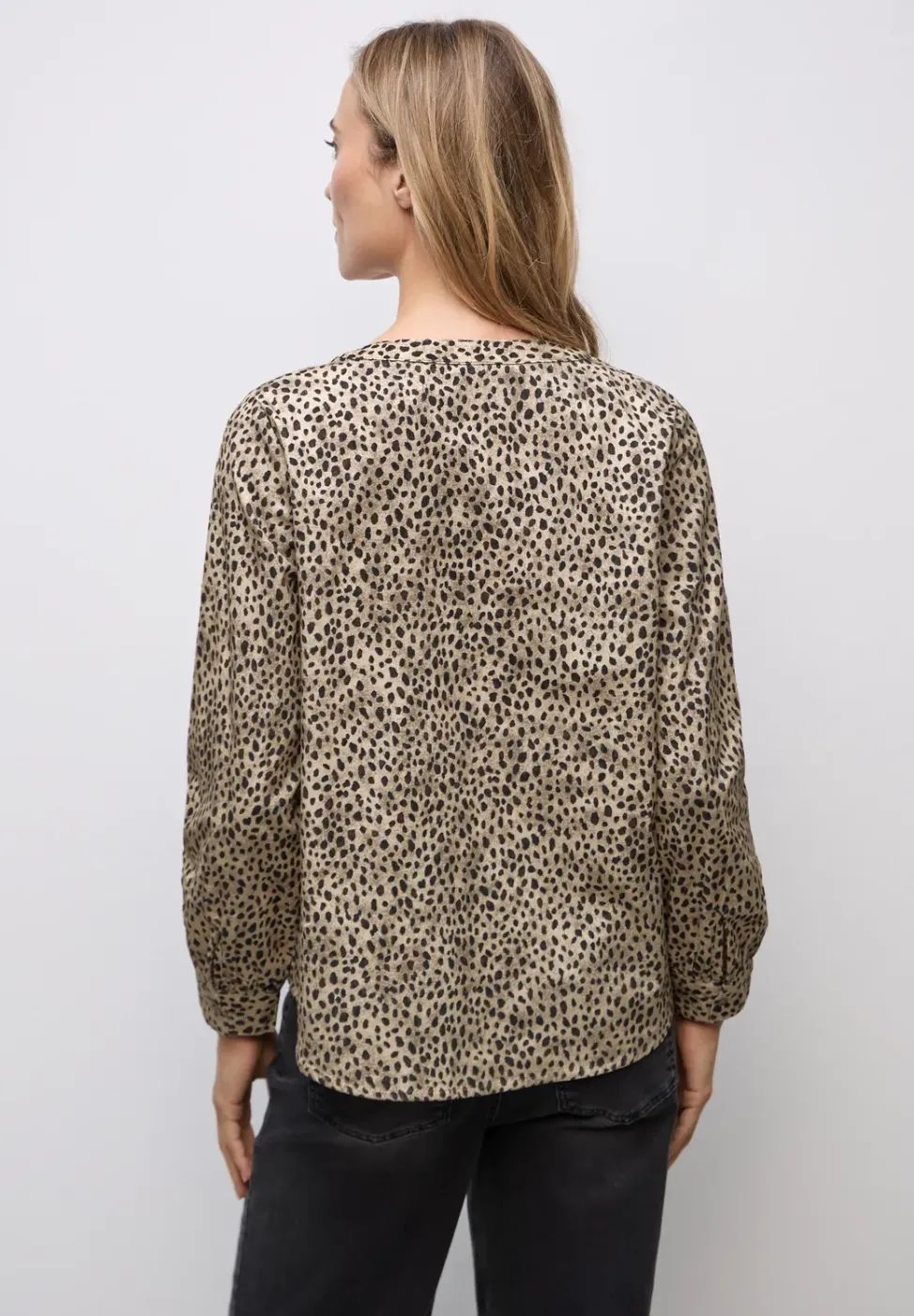 Blouse en velours côtelé au look léopard
