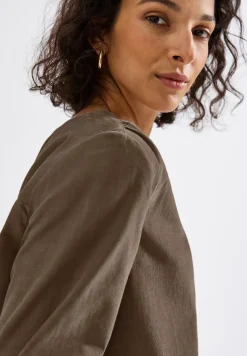 Blouse en velours côtelé avec détails à volants