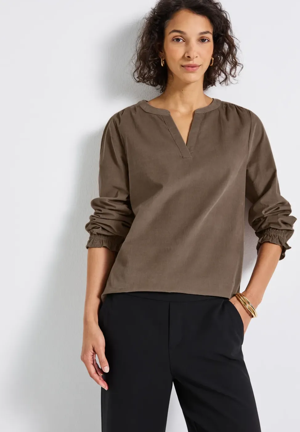 Blouse en velours côtelé avec détails à volants