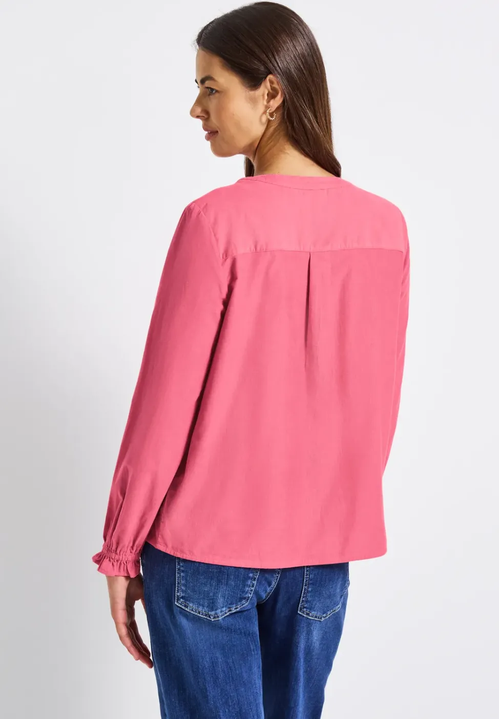 Blouse en velours côtelé avec détails à volants