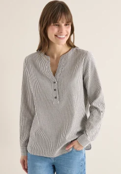 Blouse rayée en seersucker