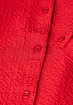 Blouse structurée avec broderie