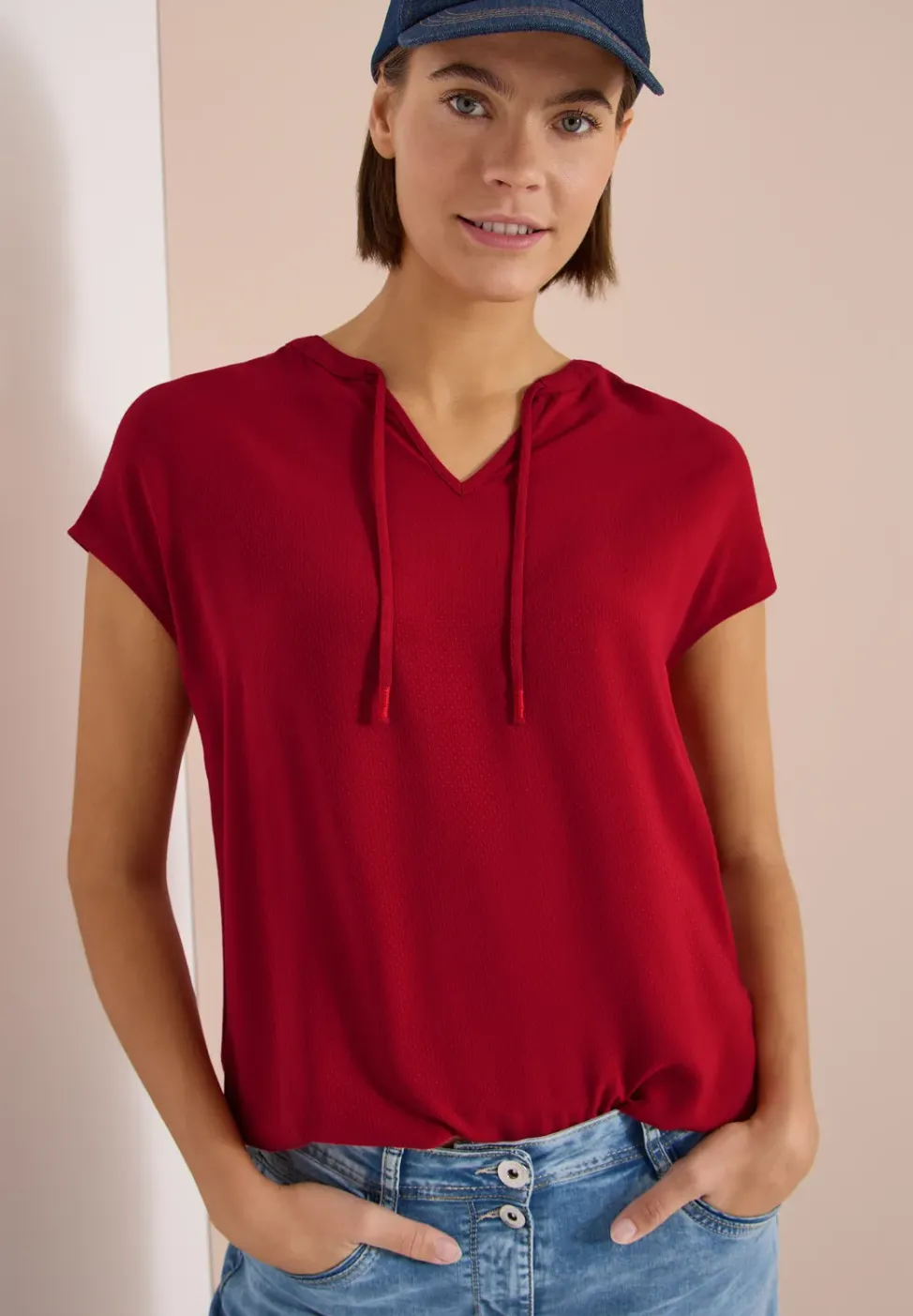 Blouse à manches courtes avec mélange de structures