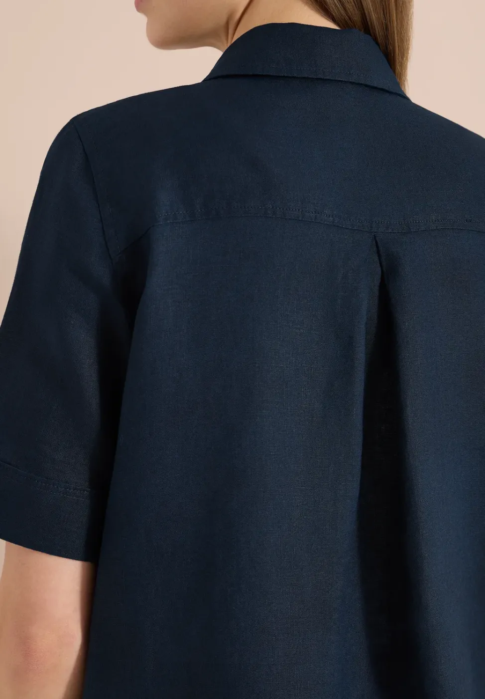 Blouse à manches courtes en pur lin
