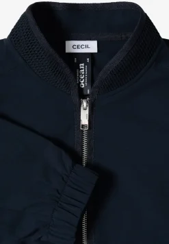 Blouson avec cordon de serrage et détails en mesh