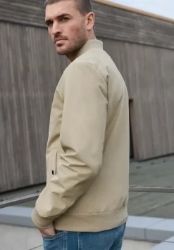 Blouson robuste