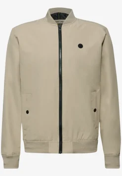 Blouson robuste