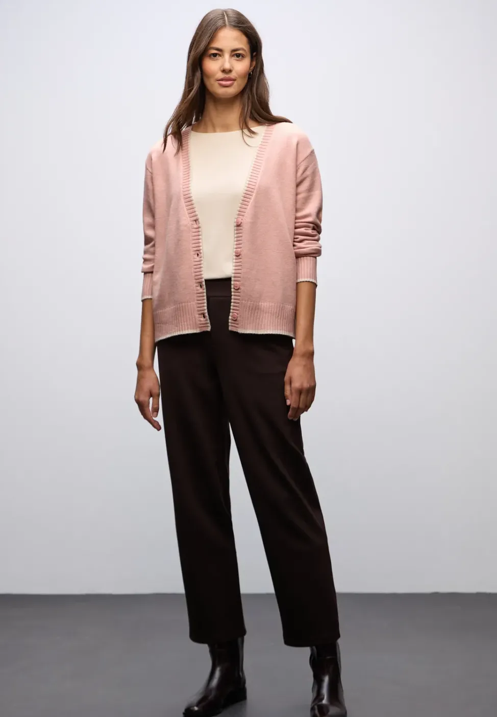 Cardigan avec détails contrastés