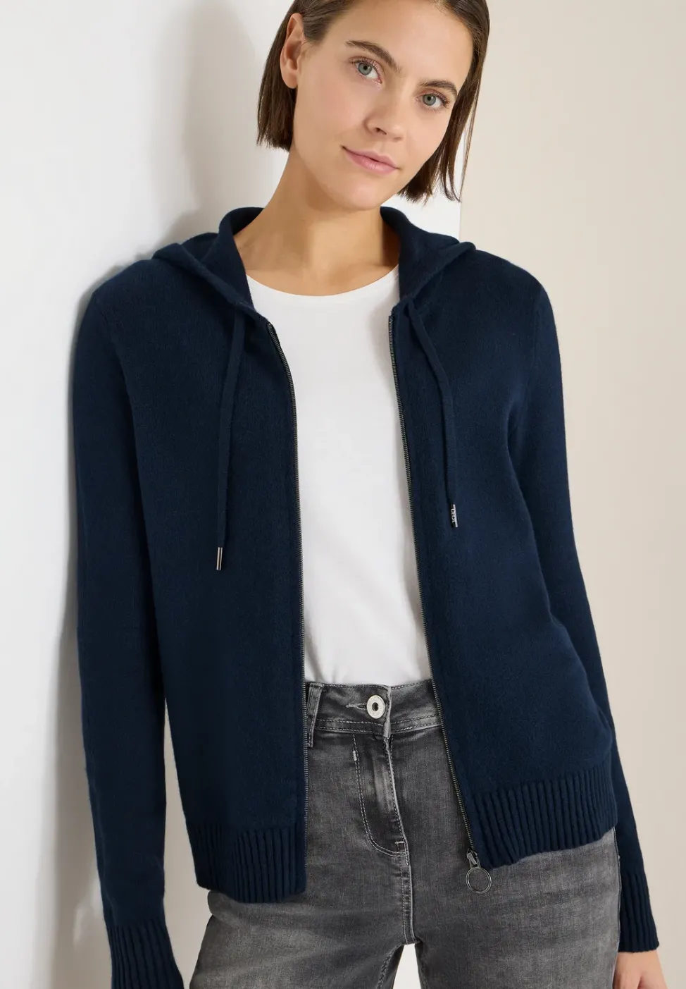Cardigan cosy avec hoodie