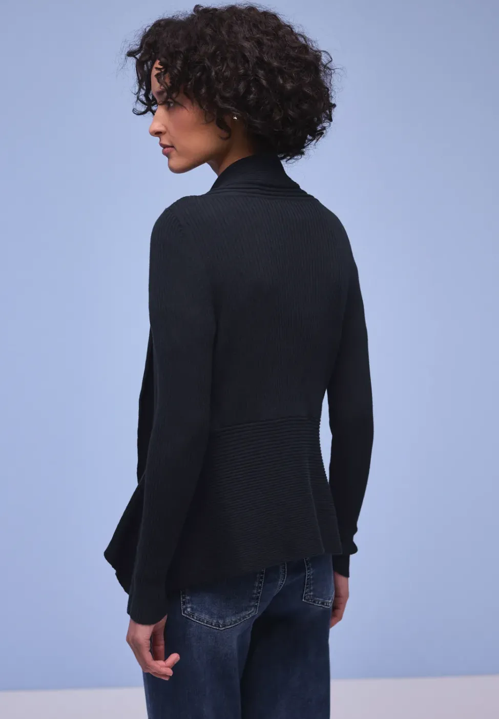 Cardigan Cutline