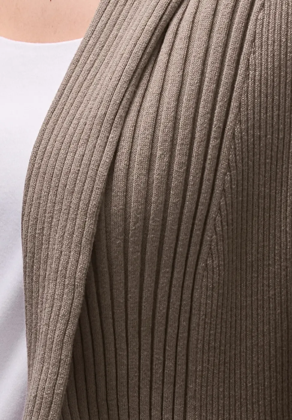 Cardigan Cutline