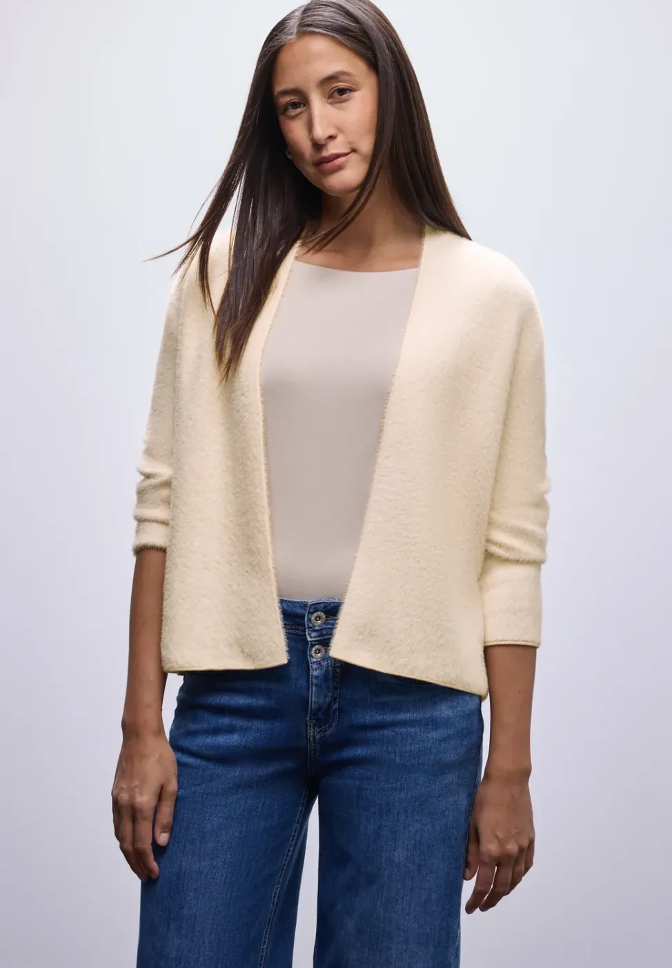 Cardigan ouvert en fil de plume