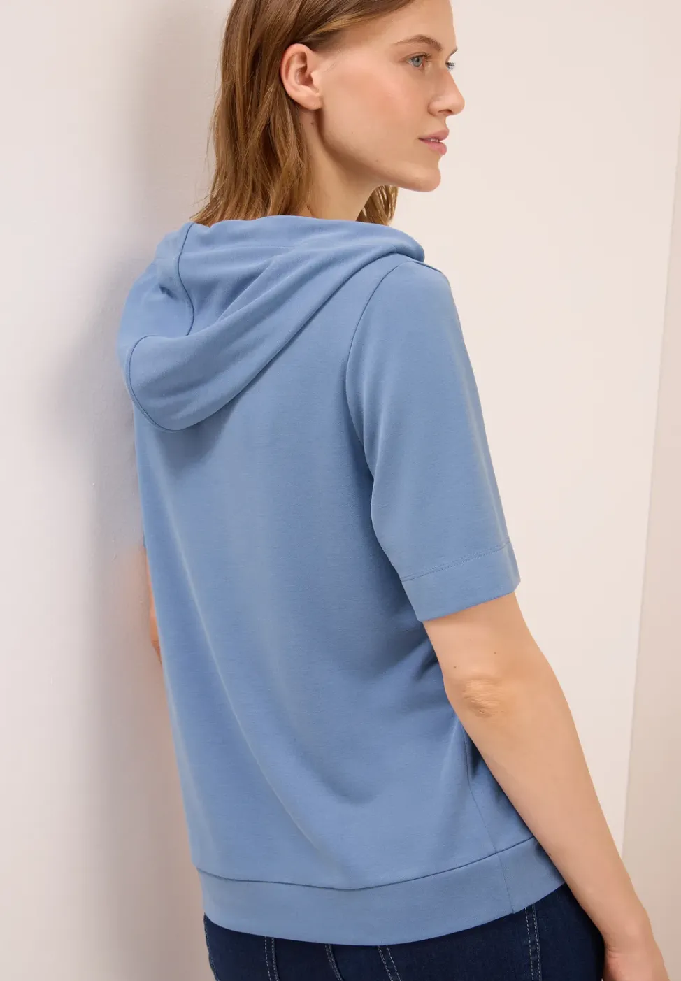 Chemise à capuche piquée