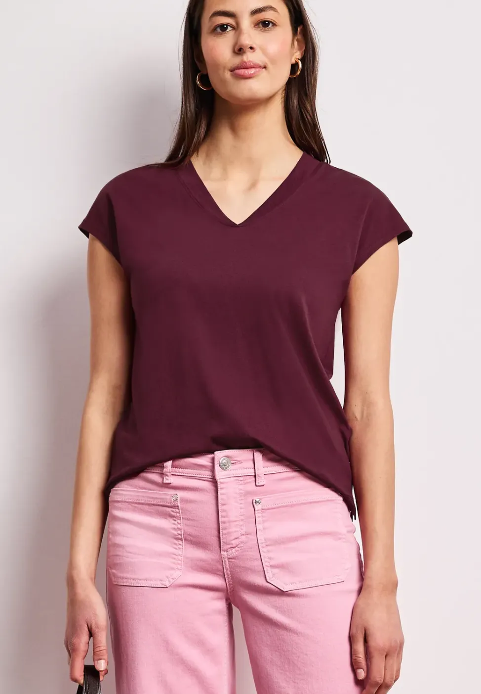 Chemise à épaules tombantes et col en V