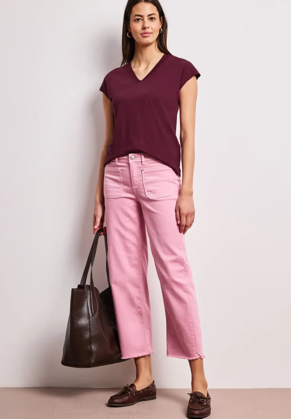Chemise à épaules tombantes et col en V