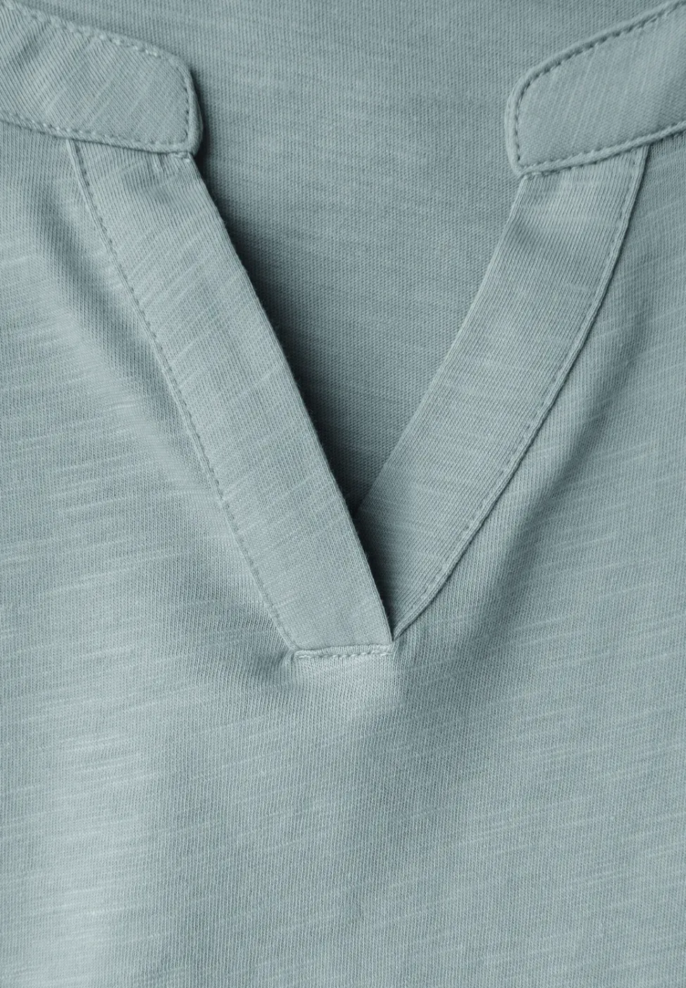 Chemise en jersey à col fendu